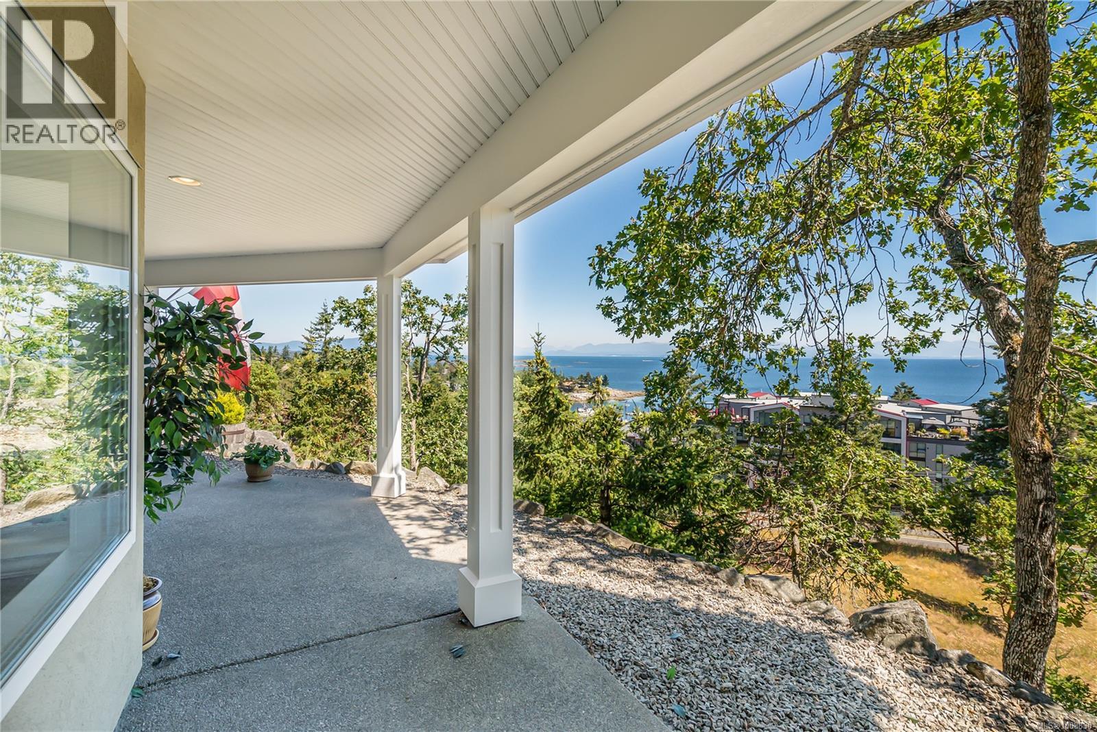 3495 Seabluff Lane, Nanoose Bay