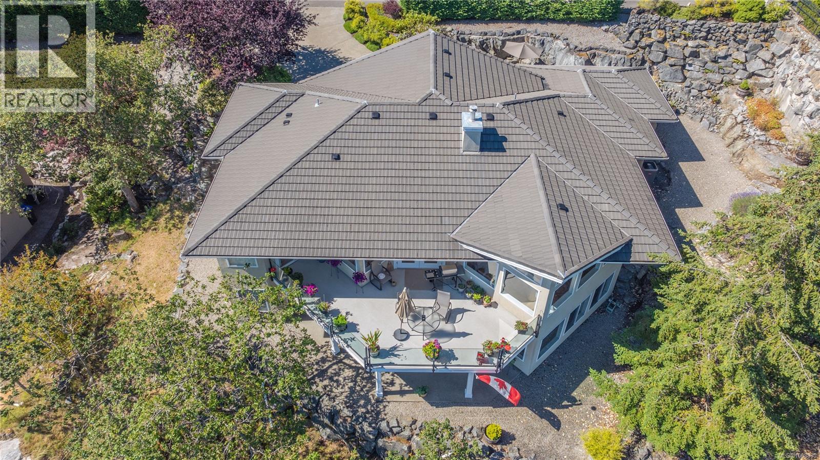 3495 Seabluff Lane, Nanoose Bay