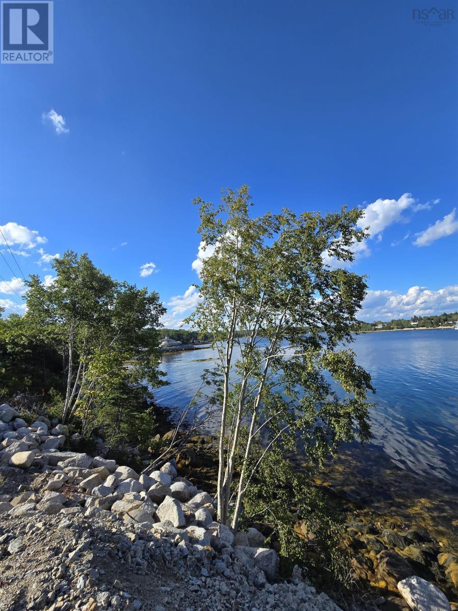 Property 30 of 32 of Highway 329