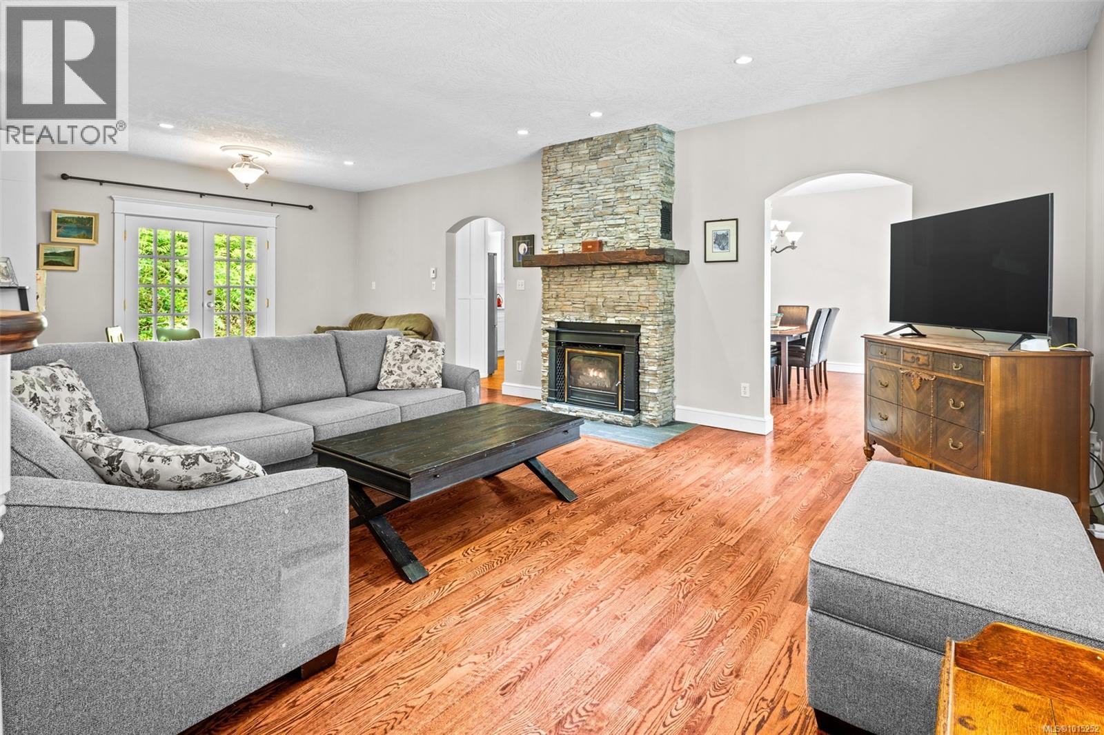  724 Caleb Pike Road, Highlands