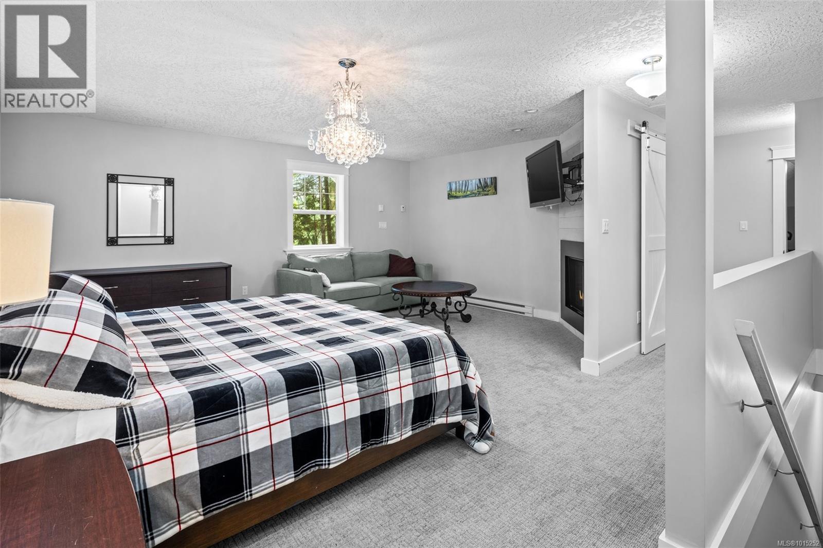  724 Caleb Pike Road, Highlands