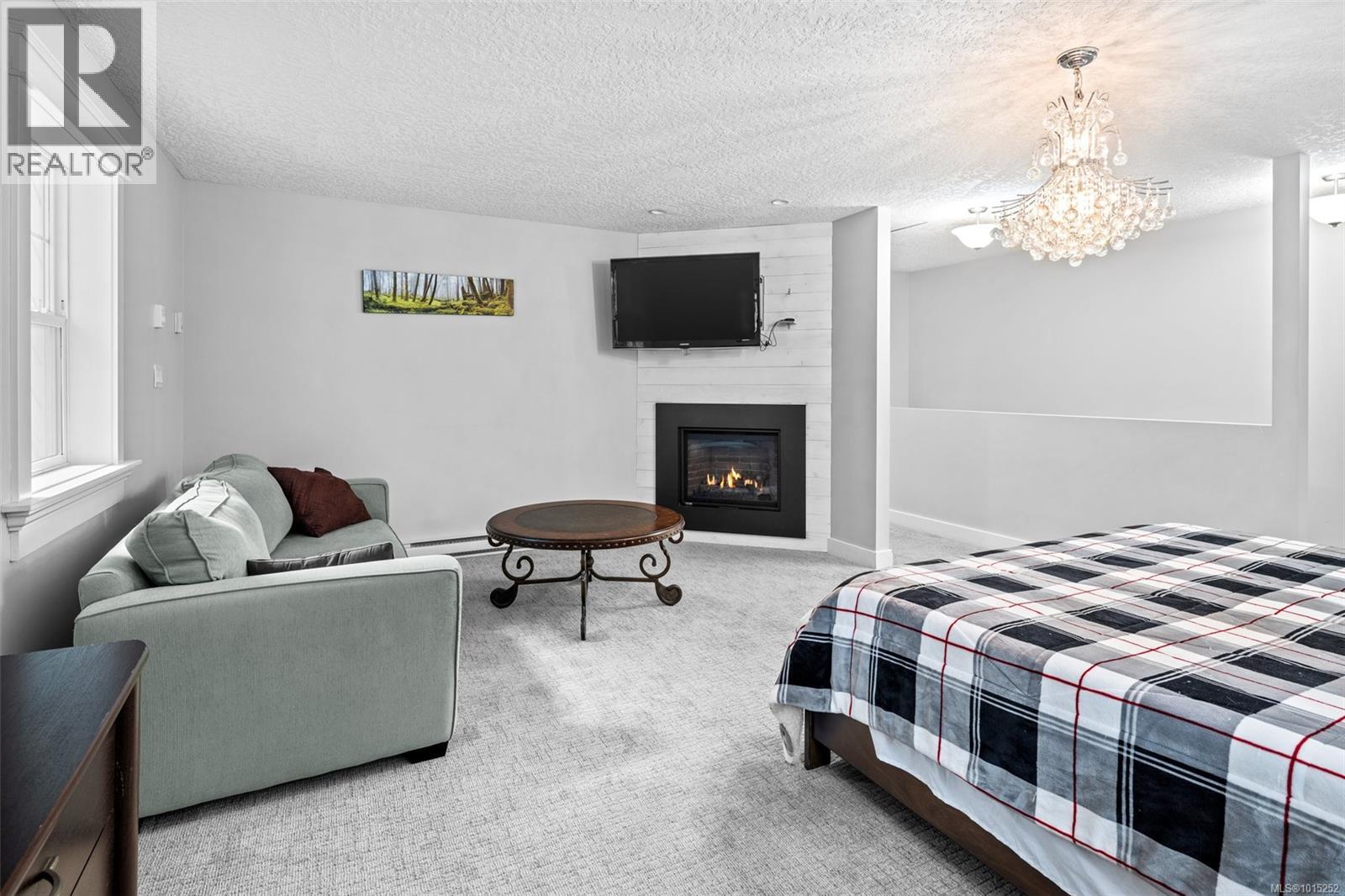  724 Caleb Pike Road, Highlands
