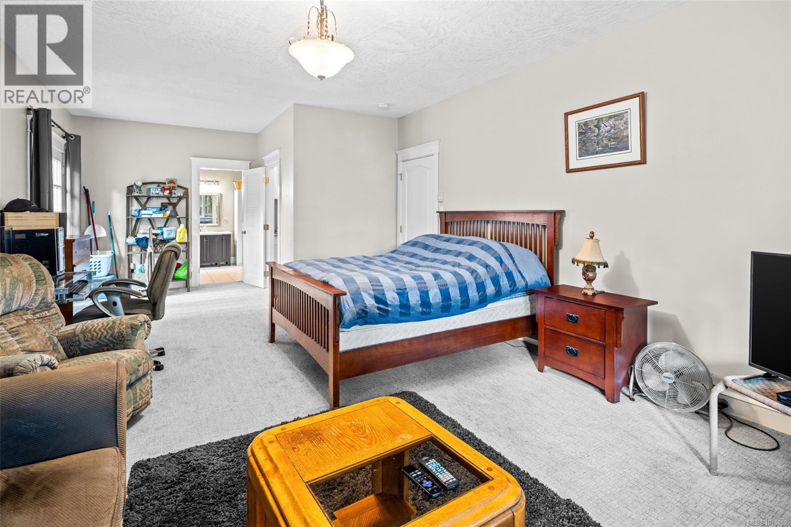  724 Caleb Pike Road, Highlands