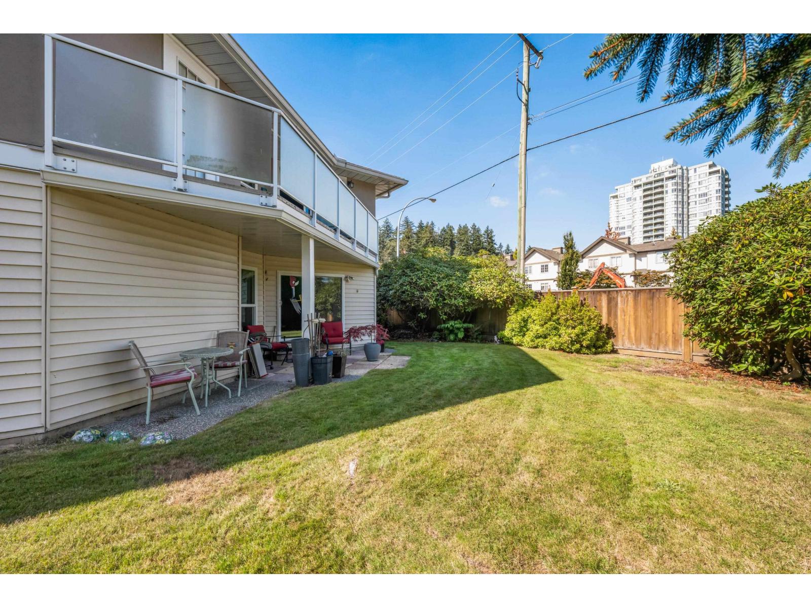 1 14820 100 AVENUE, Surrey