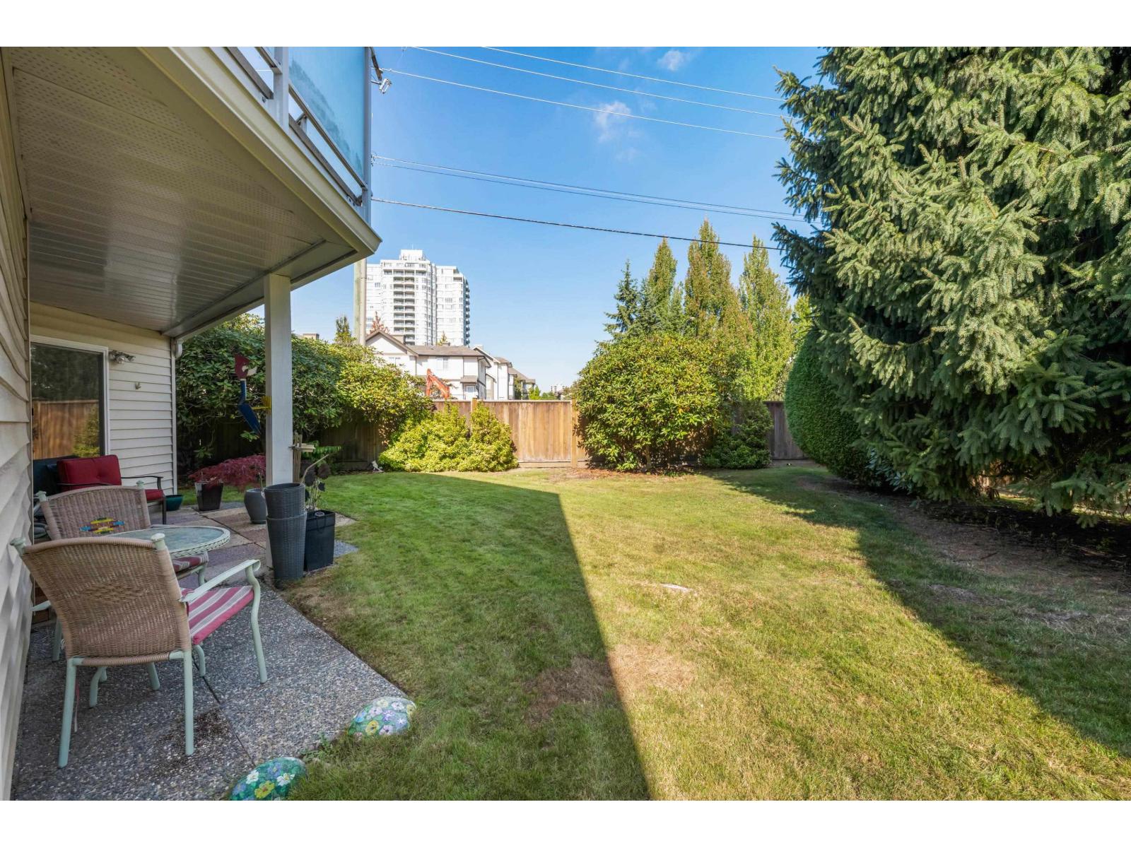 1 14820 100 AVENUE, Surrey