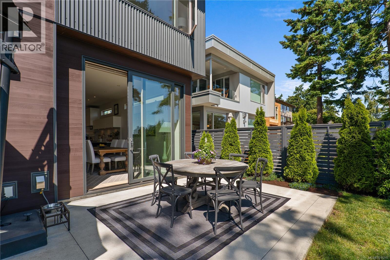  10383 Allbay Road, Sidney