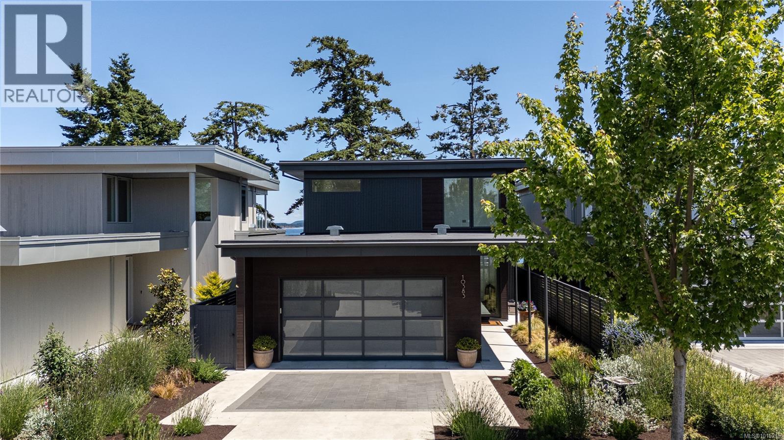  10383 Allbay Road, Sidney