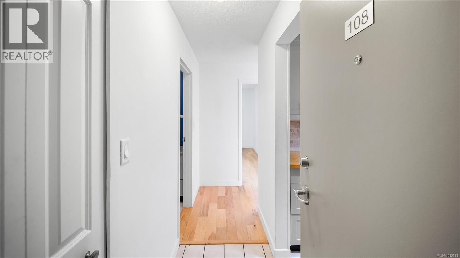 108 103 Gorge Road East, Victoria