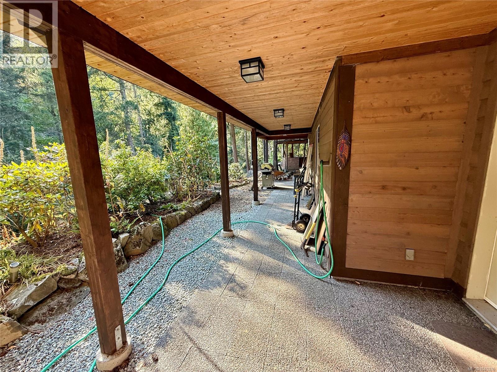 2623 Yardarm Rd, Pender Island