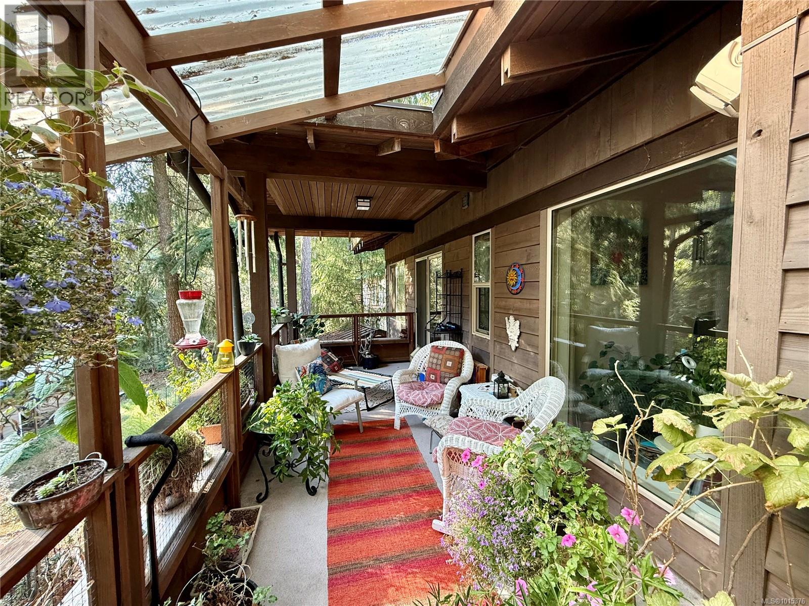 2623 Yardarm Rd, Pender Island
