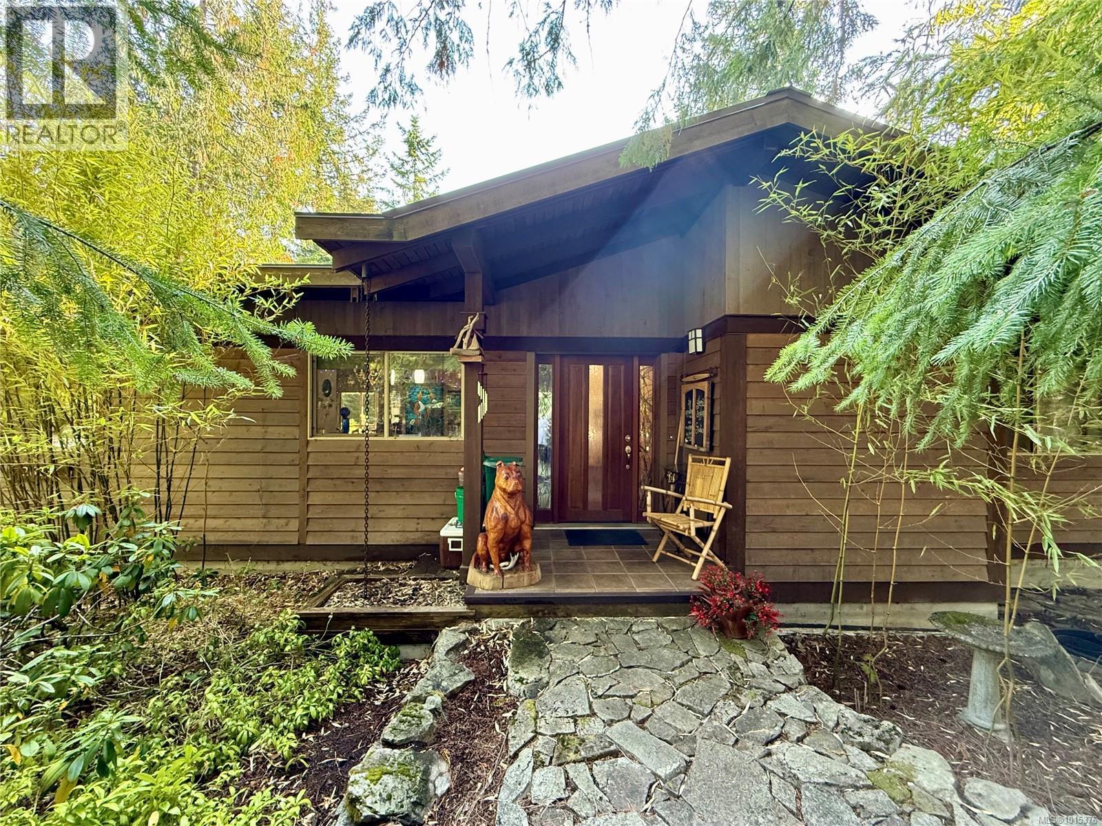 2623 Yardarm Rd, Pender Island