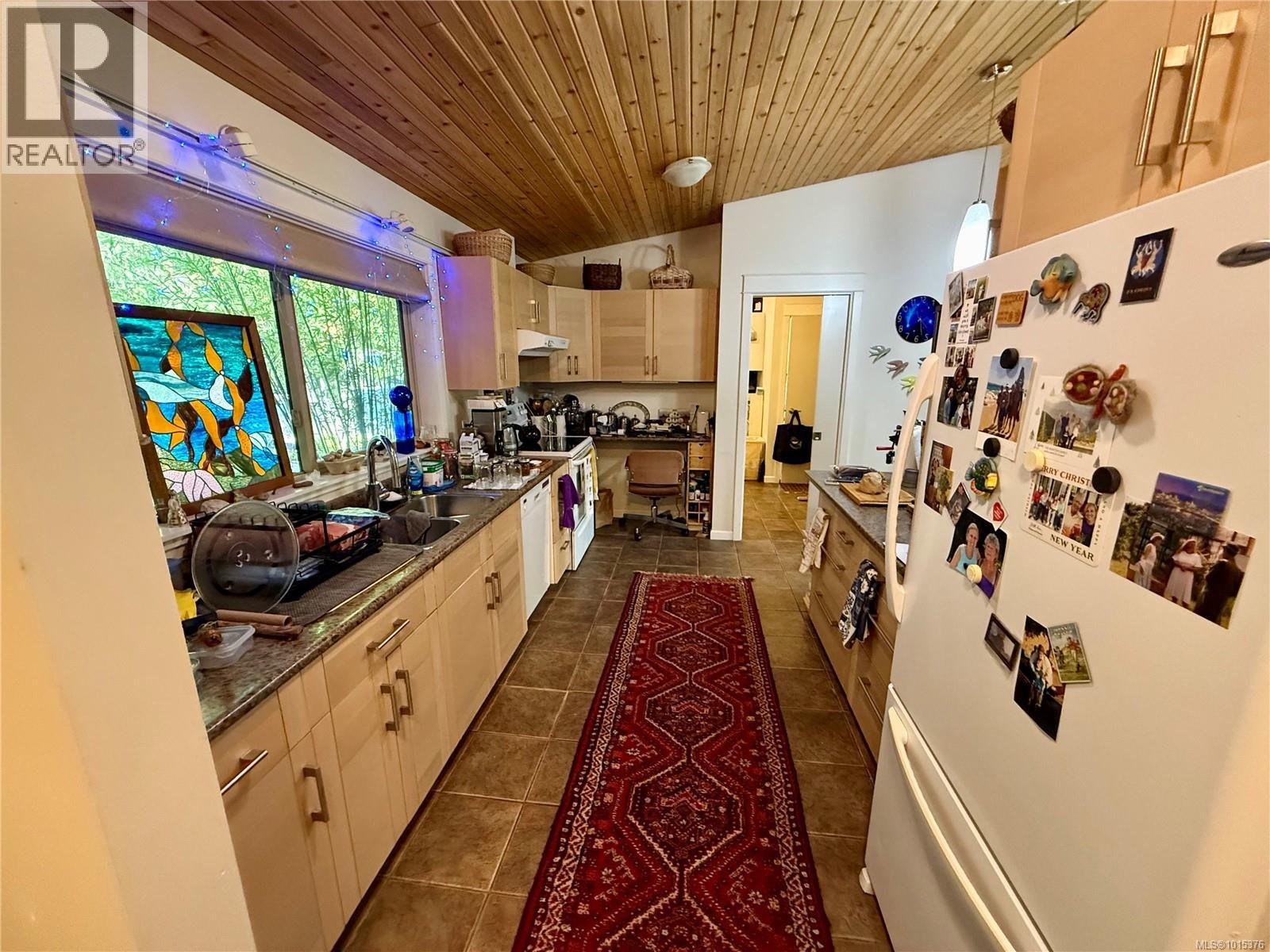 2623 Yardarm Rd, Pender Island
