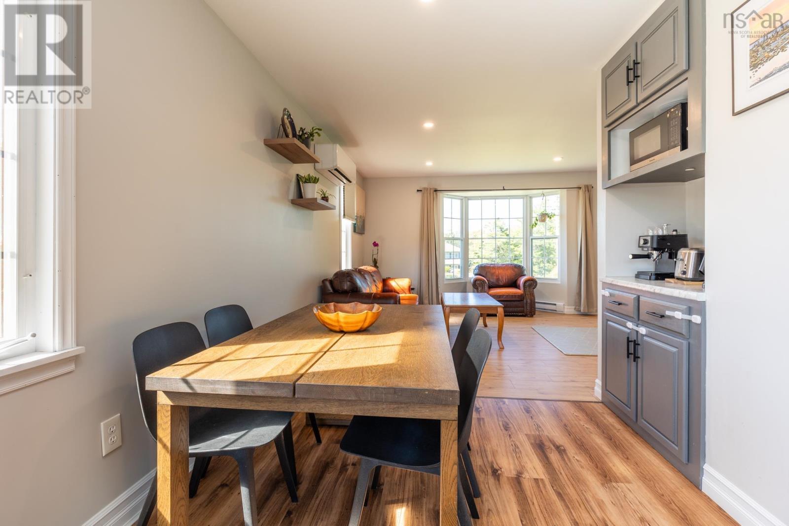 Property 9 of 34 of 309 Highway 330