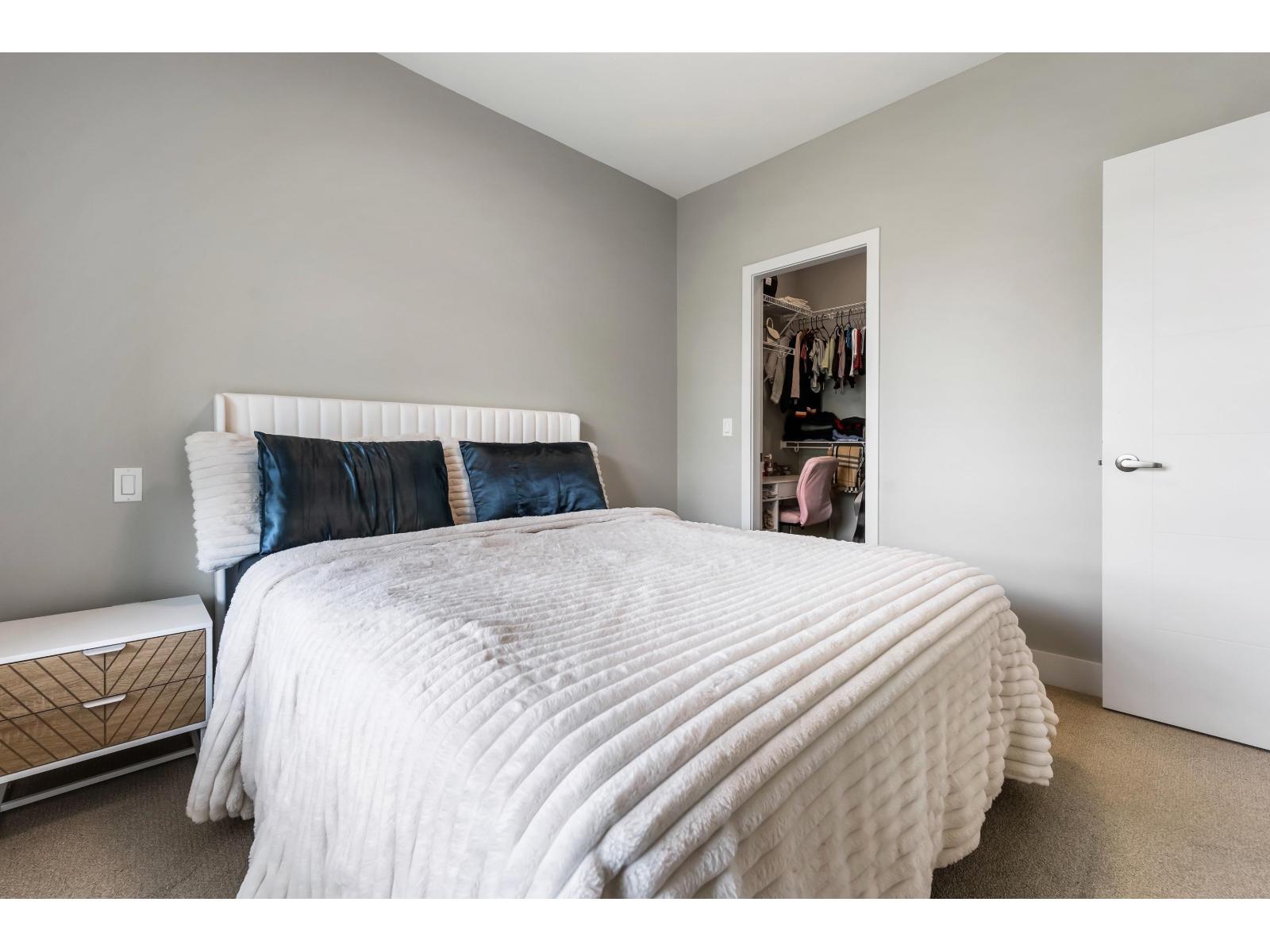 308 1948 NORTH PARALLEL ROAD, Abbotsford