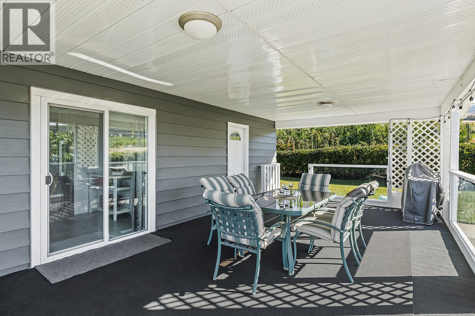 890 McKenzie Road, Kelowna