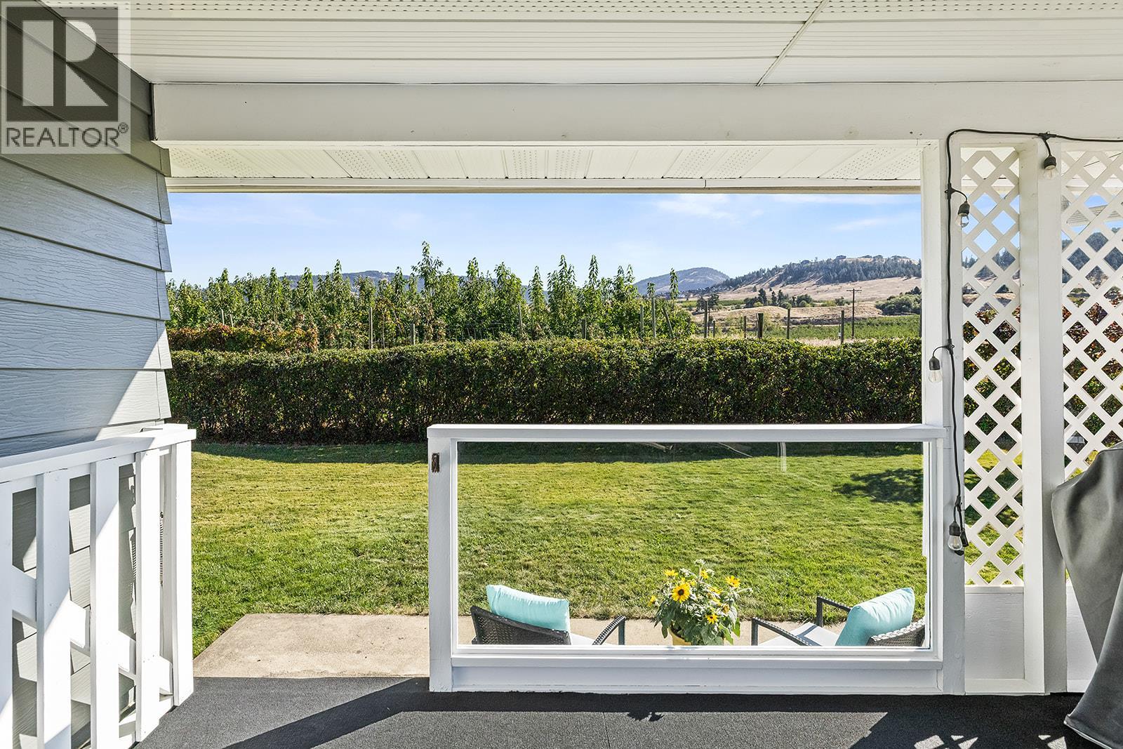 890 McKenzie Road, Kelowna