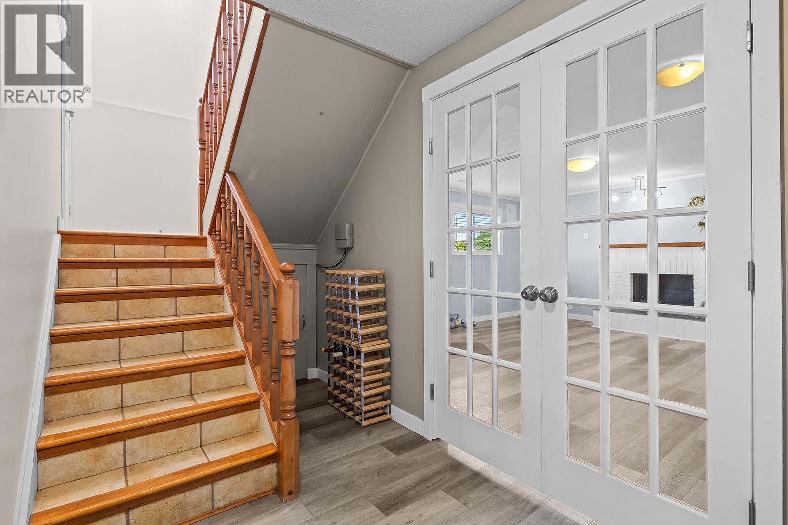 890 McKenzie Road, Kelowna