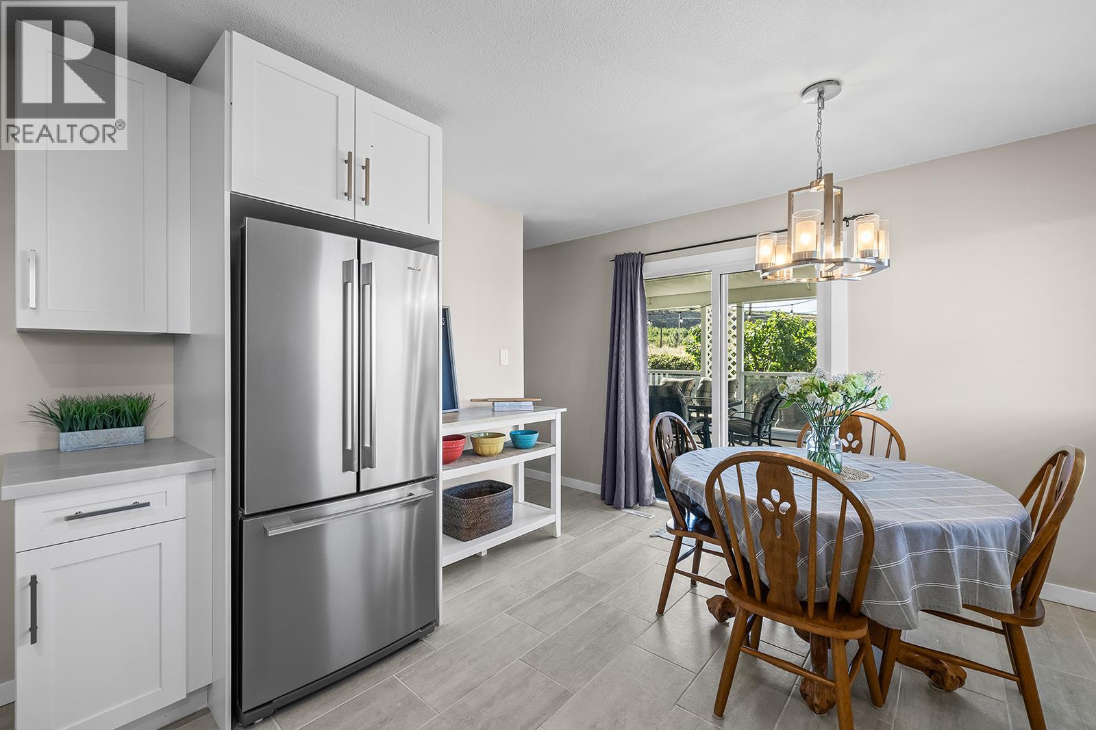 890 McKenzie Road, Kelowna