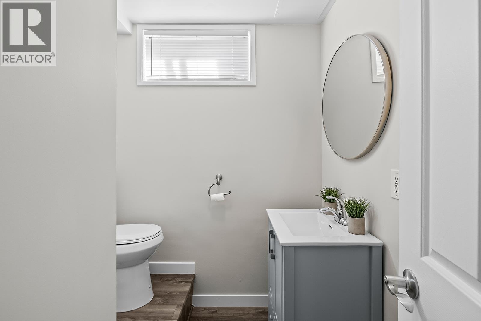 890 McKenzie Road, Kelowna