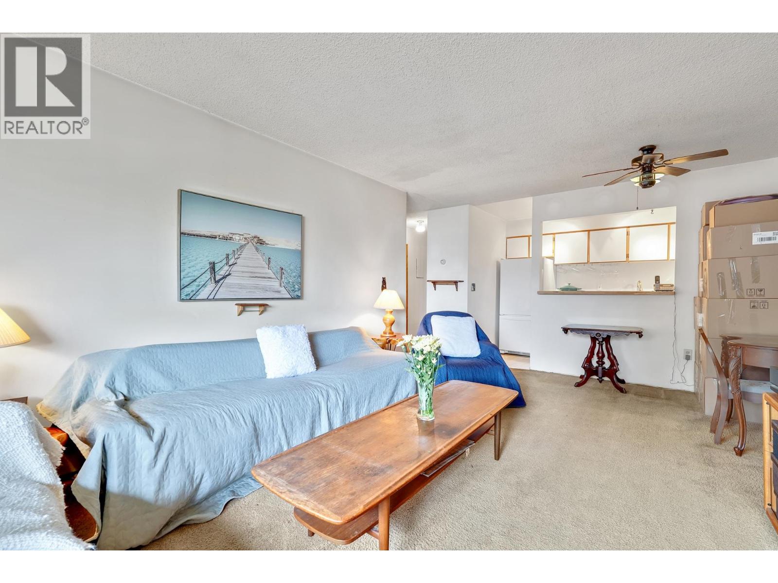 402 2215 DUNDAS STREET, Vancouver