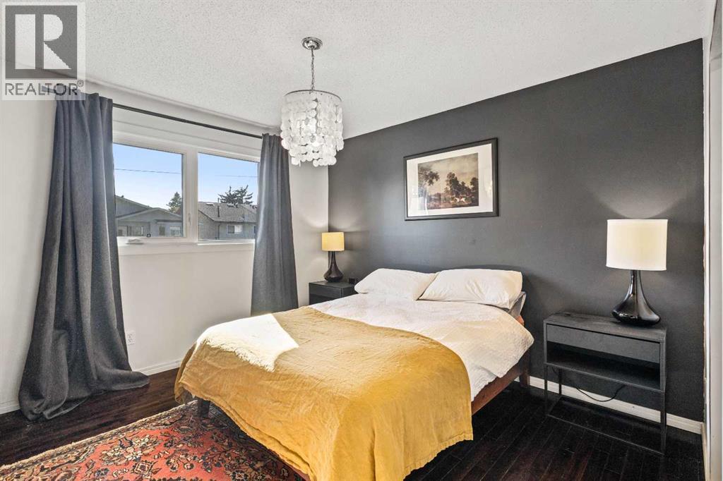 Single Family House Bungalow for Sale in  Castlebrook Way NE Castleridge Calgary 