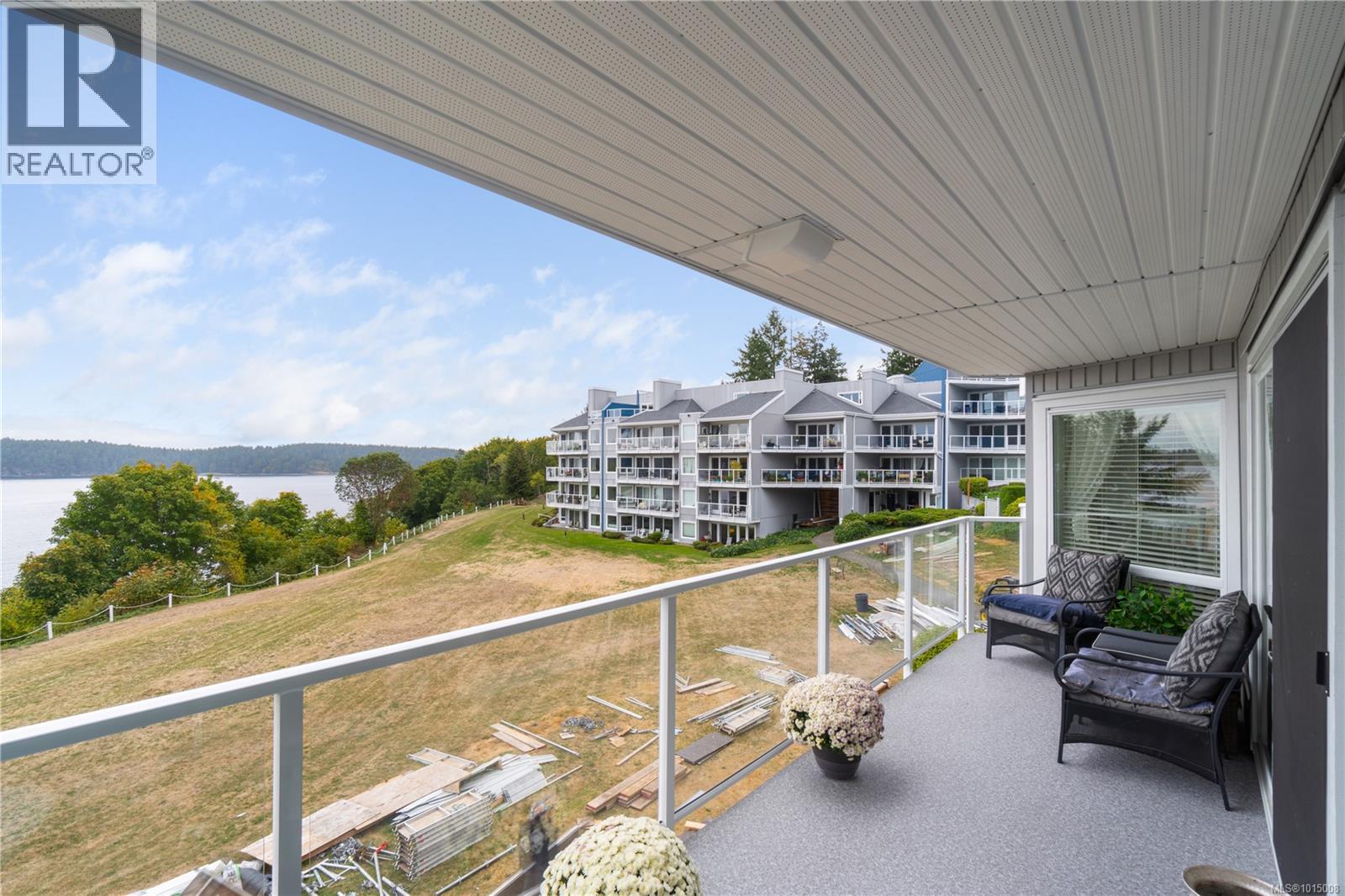 321 2562 Departure Bay Rd, Nanaimo