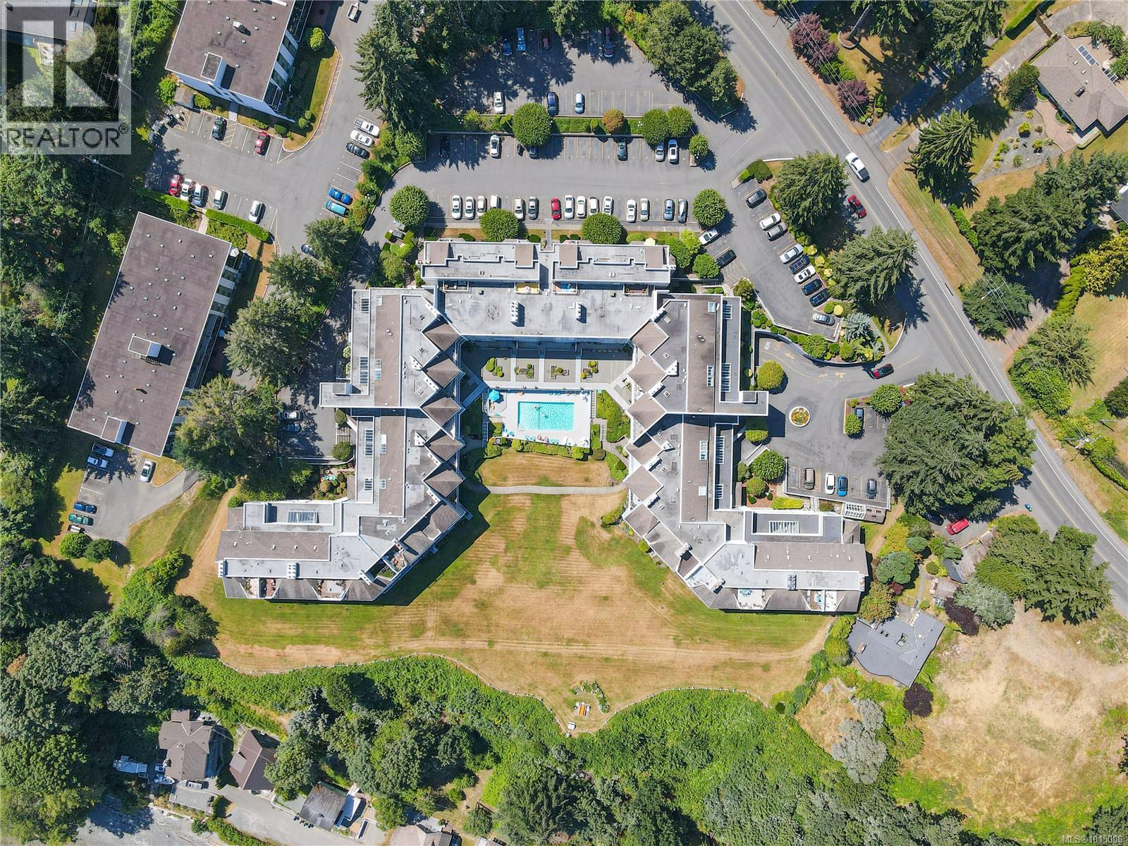 321 2562 Departure Bay Rd, Nanaimo
