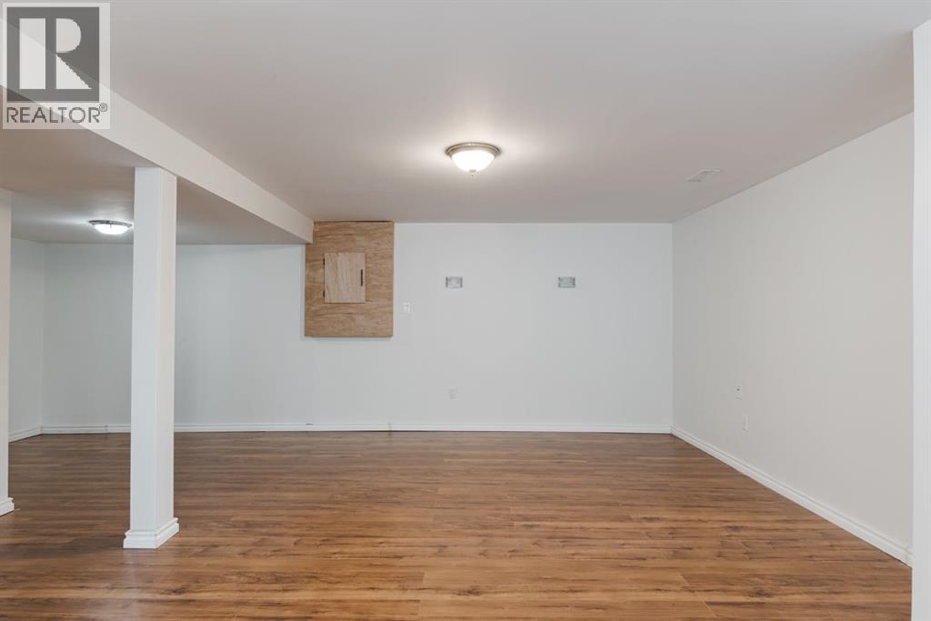 453 Signal Road, Fort McMurray