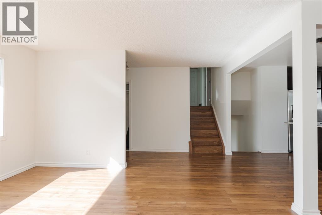 453 Signal Road, Fort McMurray