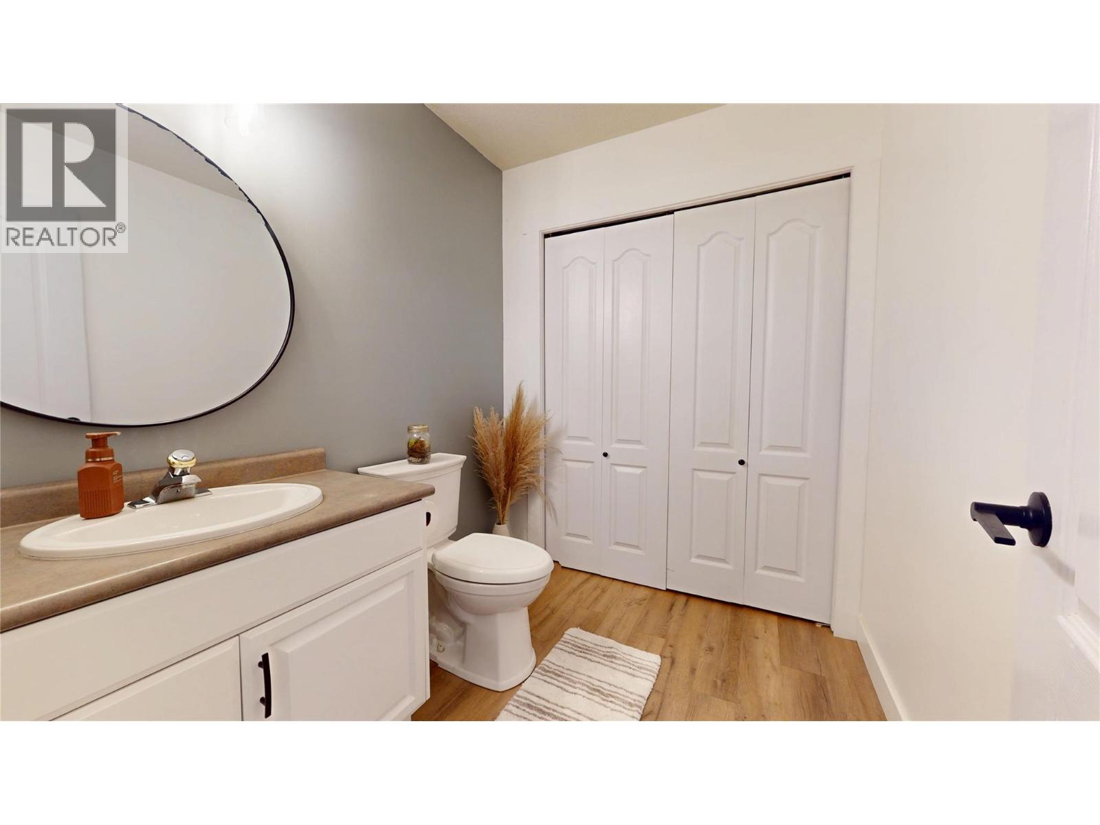1646 MT PYRAMID Crescent, Cranbrook