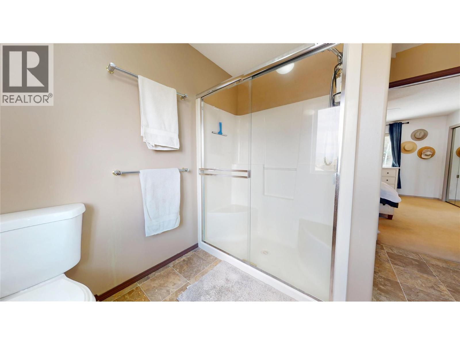 1646 MT PYRAMID Crescent, Cranbrook