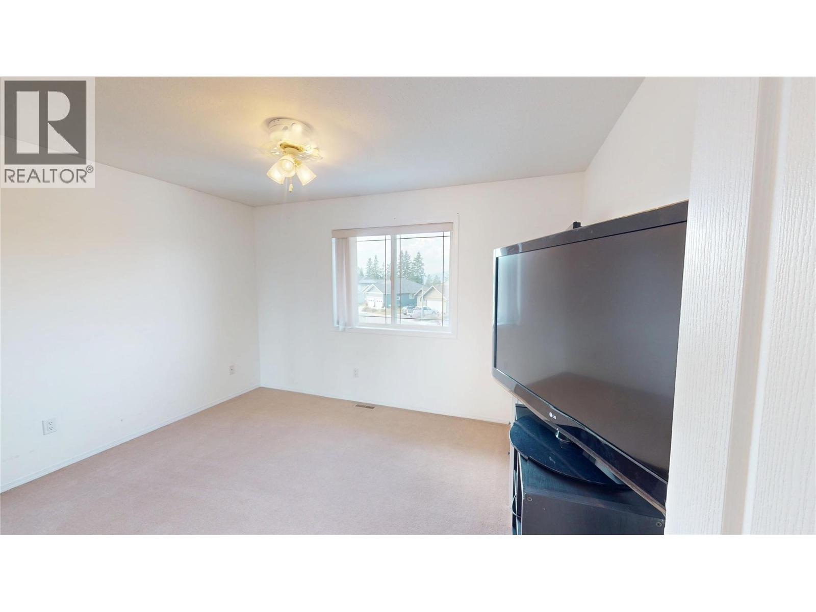 1646 MT PYRAMID Crescent, Cranbrook