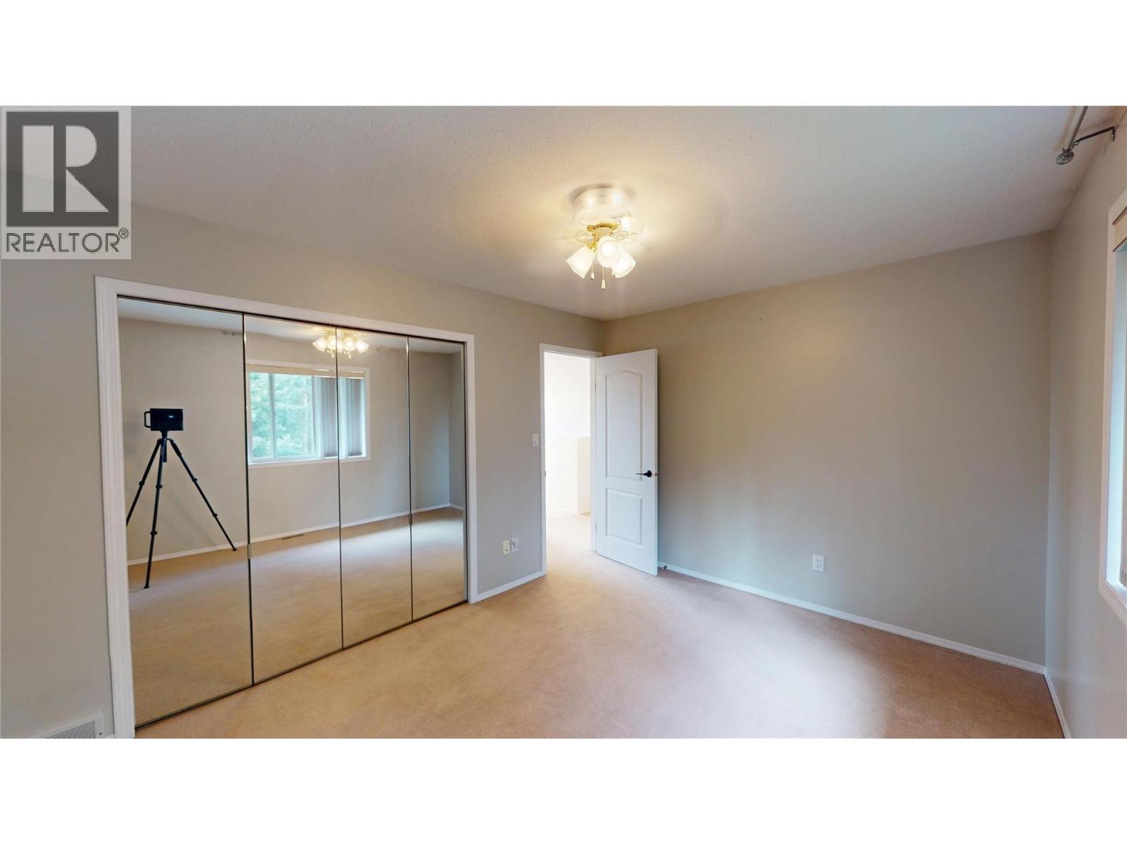 1646 MT PYRAMID Crescent, Cranbrook