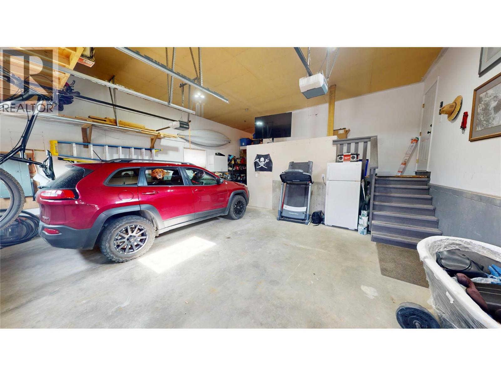 1646 MT PYRAMID Crescent, Cranbrook