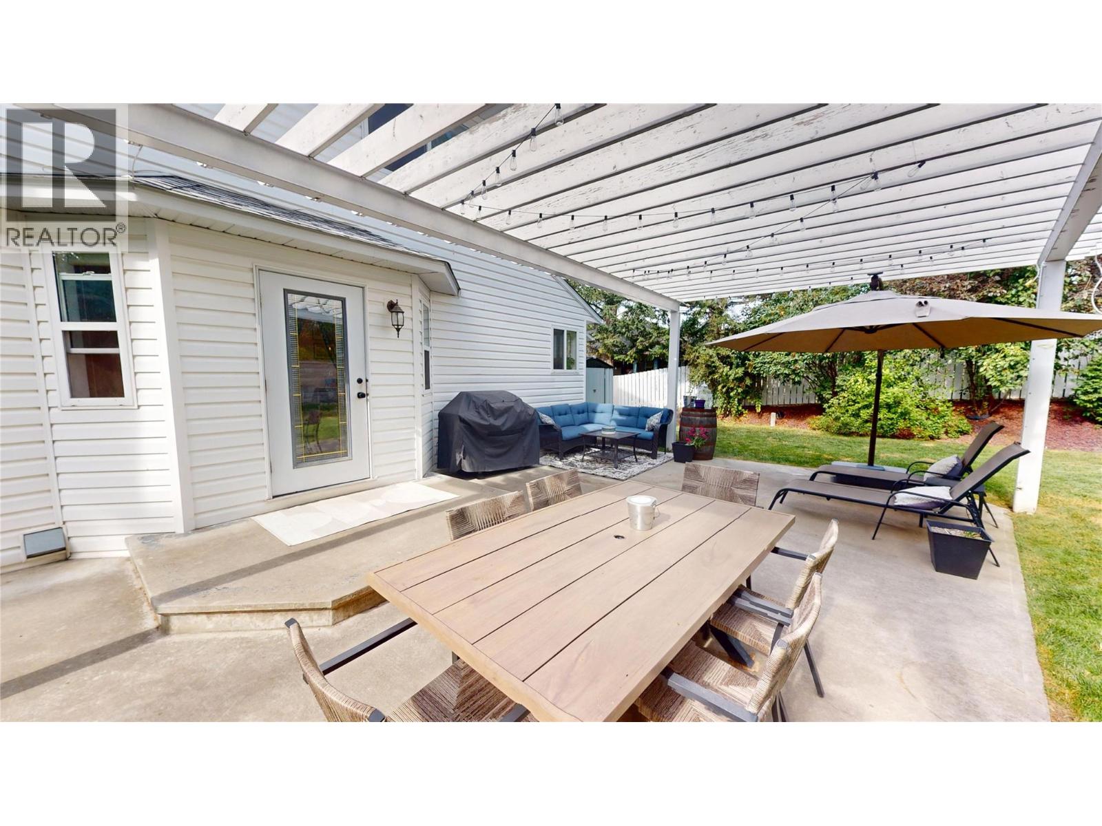 1646 MT PYRAMID Crescent, Cranbrook