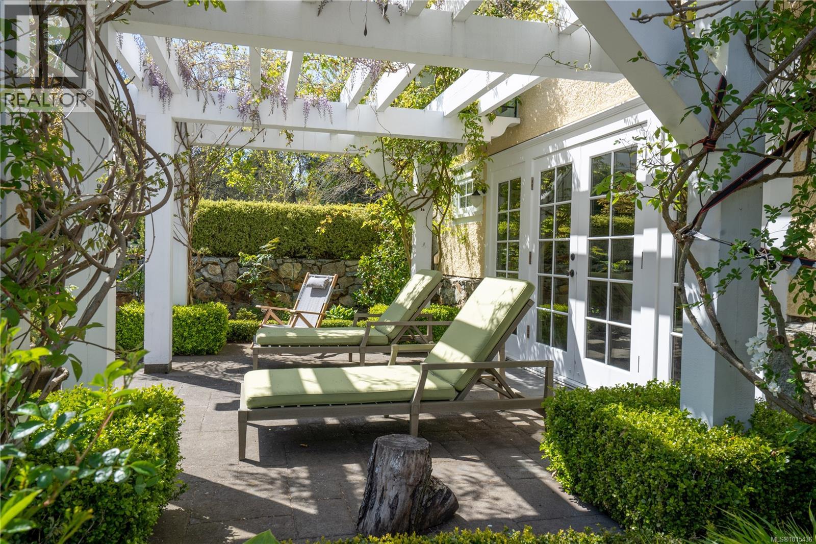  2970 Rutland Road, Oak Bay