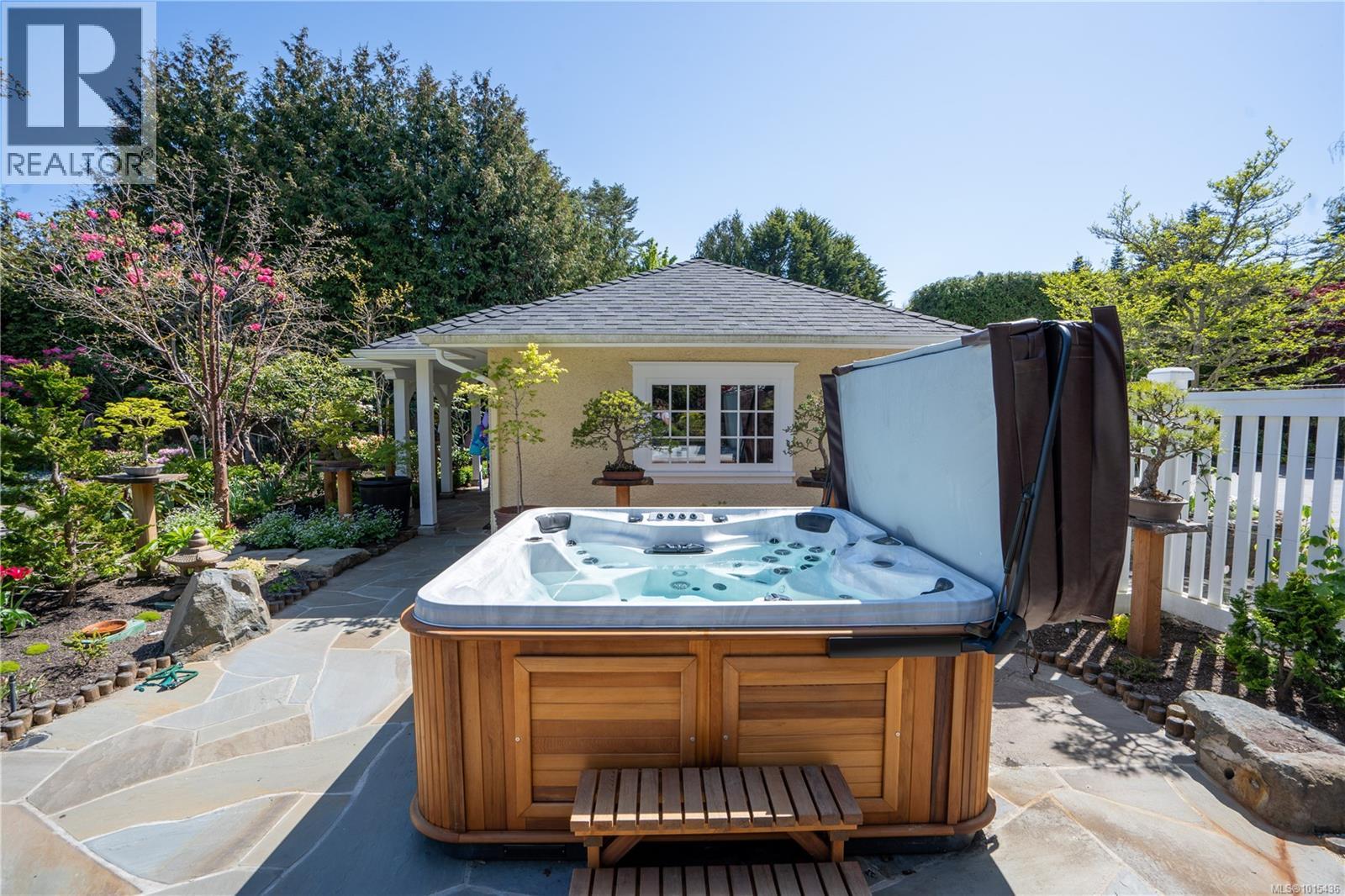  2970 Rutland Road, Oak Bay