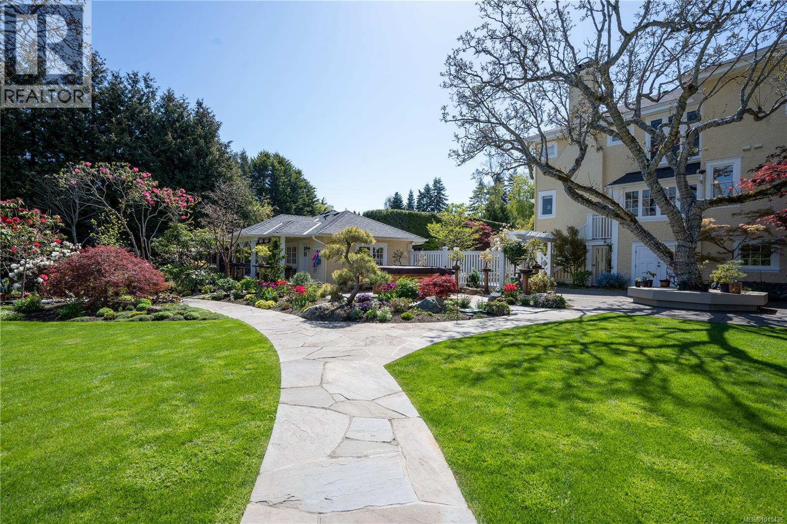  2970 Rutland Road, Oak Bay