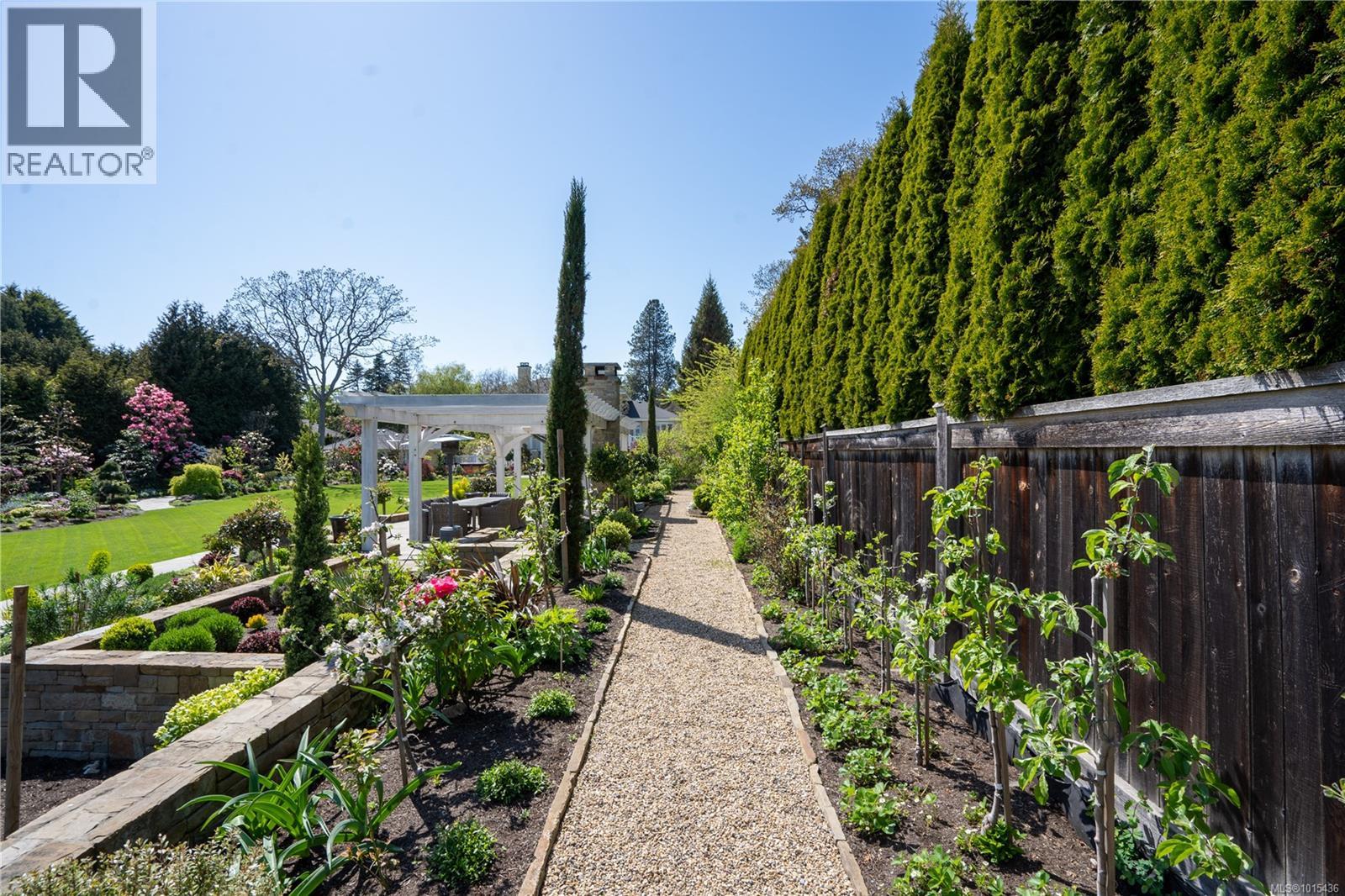  2970 Rutland Road, Oak Bay