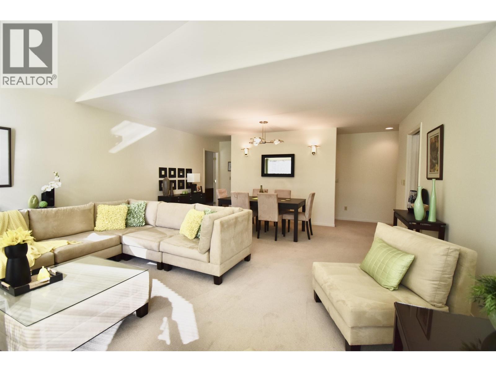 1499 HANBURY ROAD, Roberts Creek