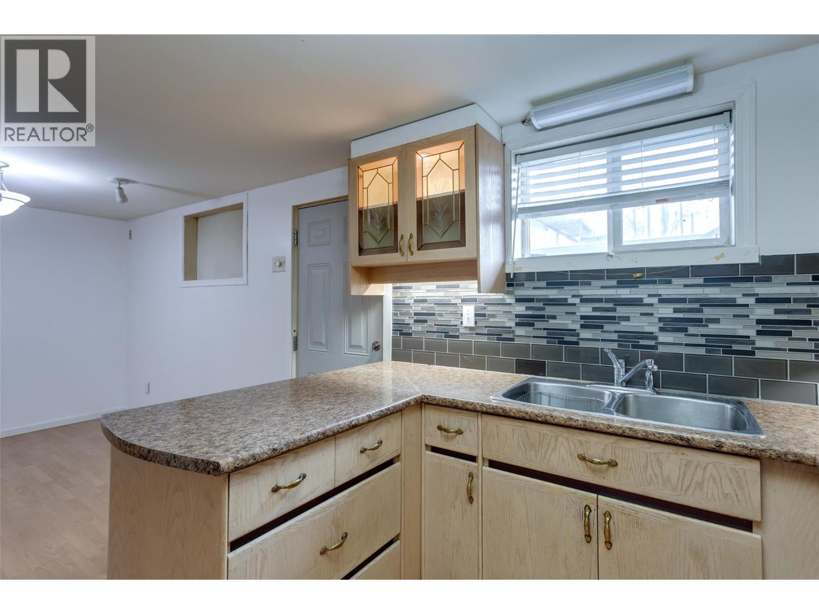  1911 Cross Road, Kelowna