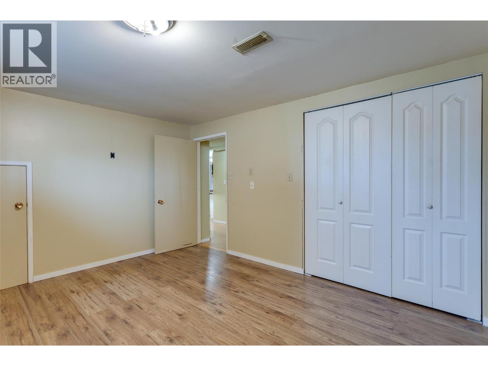  1911 Cross Road, Kelowna