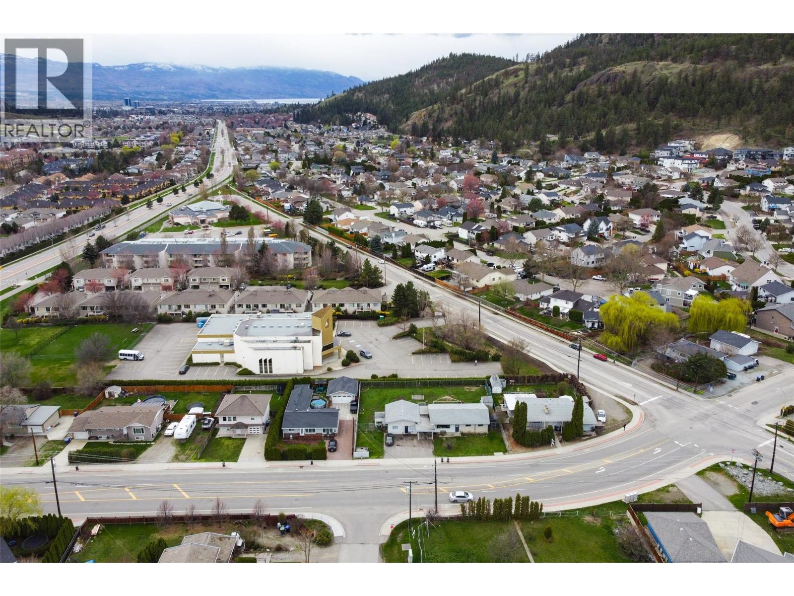  1911 Cross Road, Kelowna