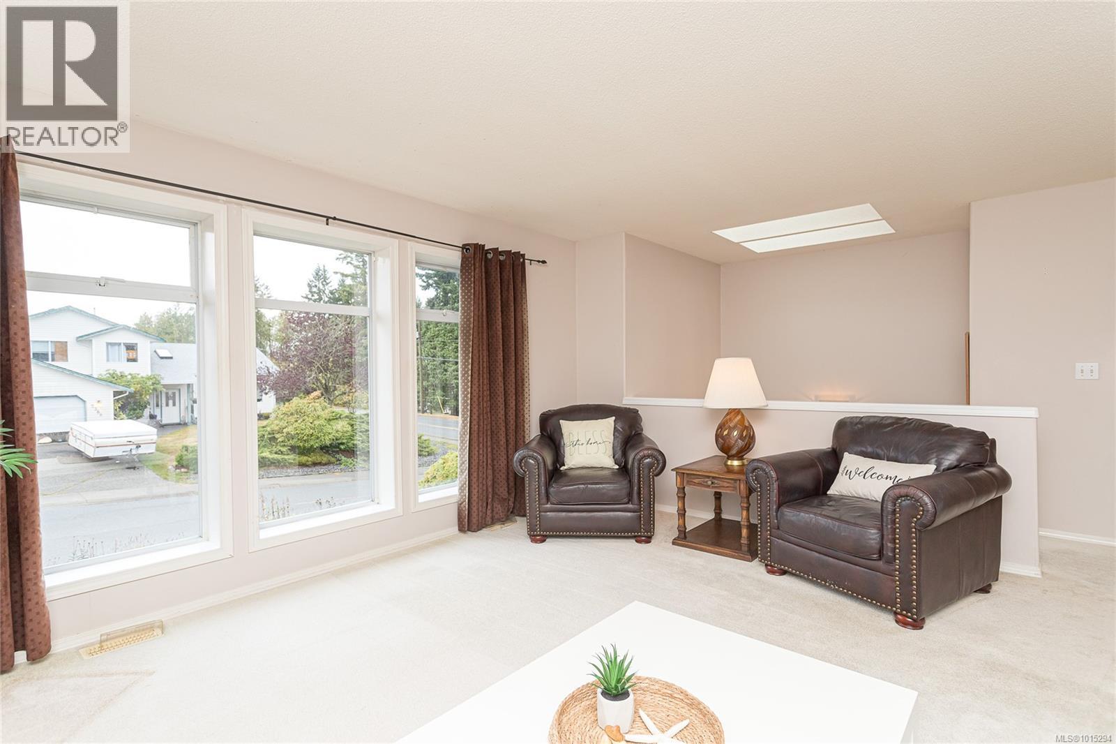 2389 Westhill Pl, Nanaimo