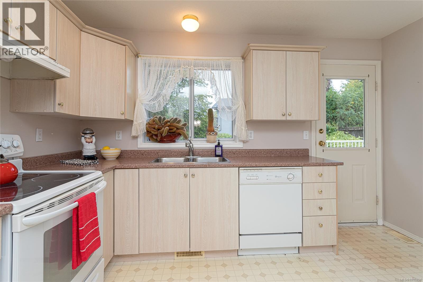 2389 Westhill Pl, Nanaimo