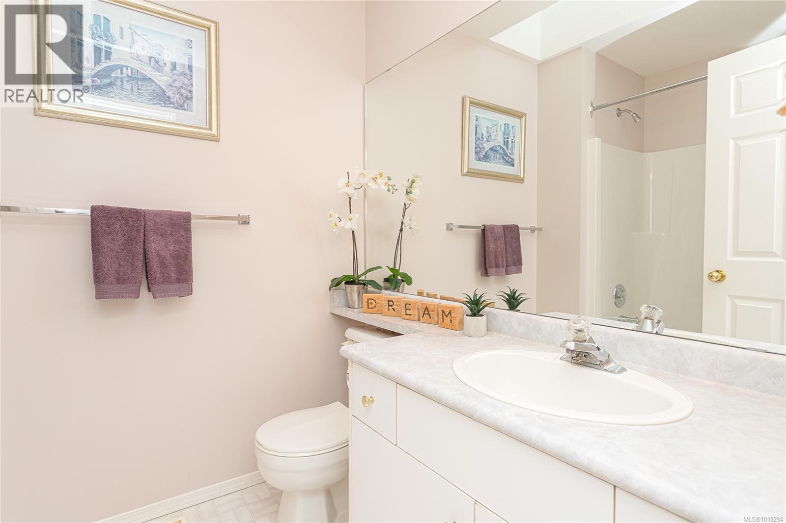 2389 Westhill Pl, Nanaimo