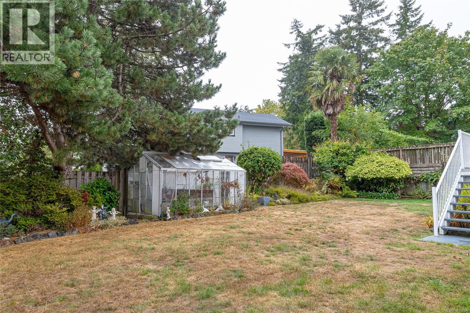 2389 Westhill Pl, Nanaimo