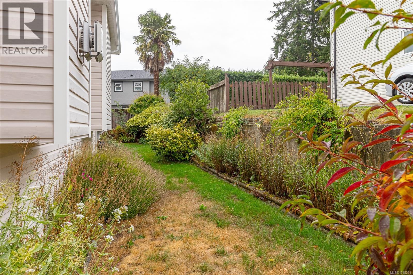 2389 Westhill Pl, Nanaimo