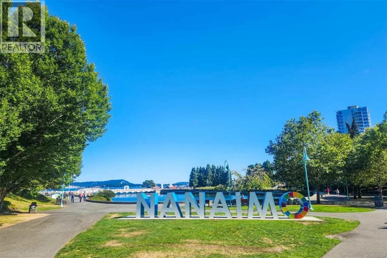 2389 Westhill Pl, Nanaimo