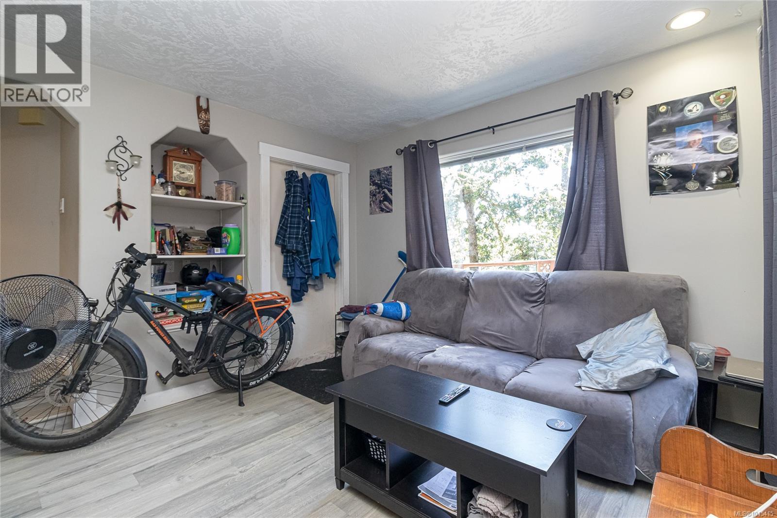  104 Dorothy Lane, View Royal